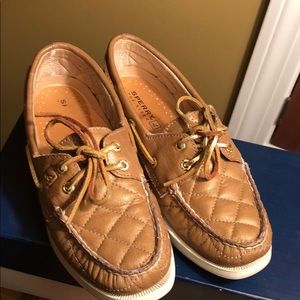 SPERRY Cognac Quilted Shoes